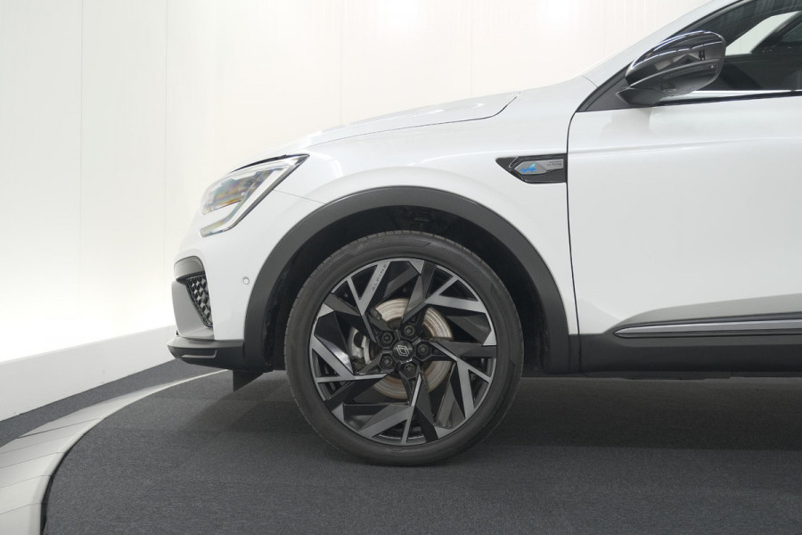 Renault Arkana 1.6 E-Tech full hybrid 145 esprit Alpine | 360 Camera | Panoramadak | Stoelverwarming | Dodehoekdetectie