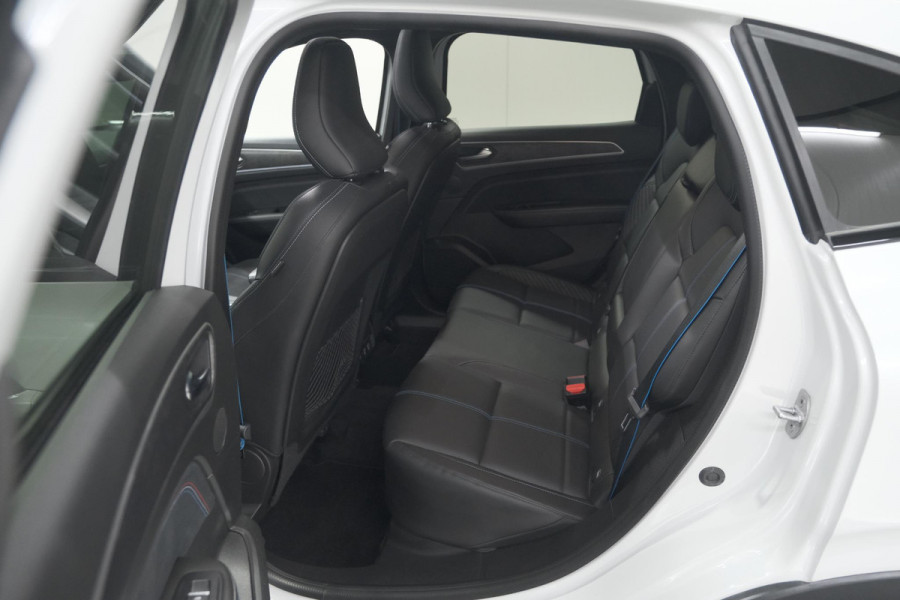 Renault Arkana 1.6 E-Tech full hybrid 145 esprit Alpine | 360 Camera | Panoramadak | Stoelverwarming | Dodehoekdetectie