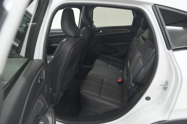 Renault Arkana 1.6 E-Tech full hybrid 145 esprit Alpine | 360 Camera | Panoramadak | Stoelverwarming | Dodehoekdetectie