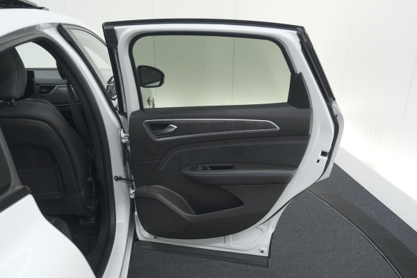 Renault Arkana 1.6 E-Tech full hybrid 145 esprit Alpine | 360 Camera | Panoramadak | Stoelverwarming | Dodehoekdetectie