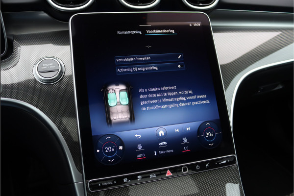 Mercedes-Benz C-Klasse Estate 300 e AMG Line | Panoramadak | Memory | Trekhaak | Premium Sfeerverlichting | Camera | Nightpakket | Dodehoekassistent |