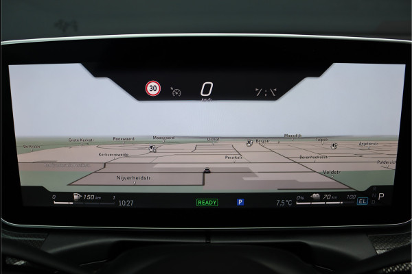 Mercedes-Benz C-Klasse Estate 300 e AMG Line | Panoramadak | Memory | Trekhaak | Premium Sfeerverlichting | Camera | Nightpakket | Dodehoekassistent |