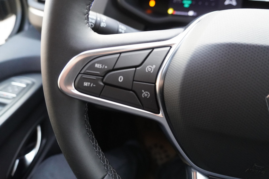 Renault Trafic 2.0 Blue dCi EDC 170PK L2H1 Red Edition Dubbelcabine Automaat Nr.V014 |  Climate | Navi | Camera |Schuifdeur L/R