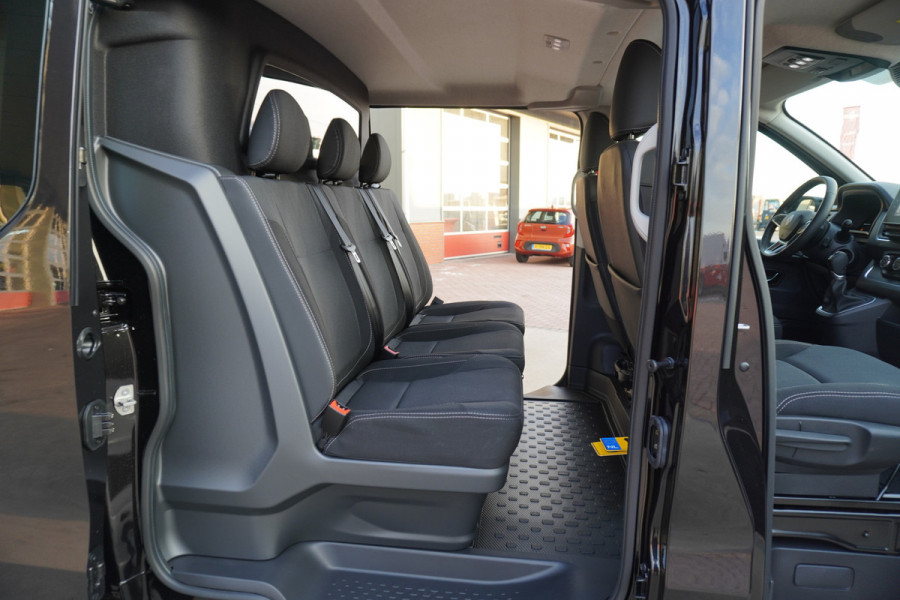 Renault Trafic 2.0 Blue dCi EDC 170PK L2H1 Red Edition Dubbelcabine Automaat Nr.V014 |  Climate | Navi | Camera |Schuifdeur L/R