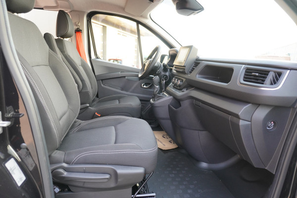 Renault Trafic 2.0 Bleu dCi EDC 170PK L2H1 Red Edition DubbelCabine Automaat Nr.V077 |  Climate | Navi | Camera | Schuifdeur L/R