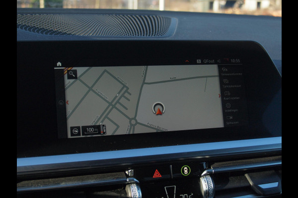 BMW 4 Serie Coupé 420i | M-Pakket | Camera | Sfeerverlichting | NL-Auto |