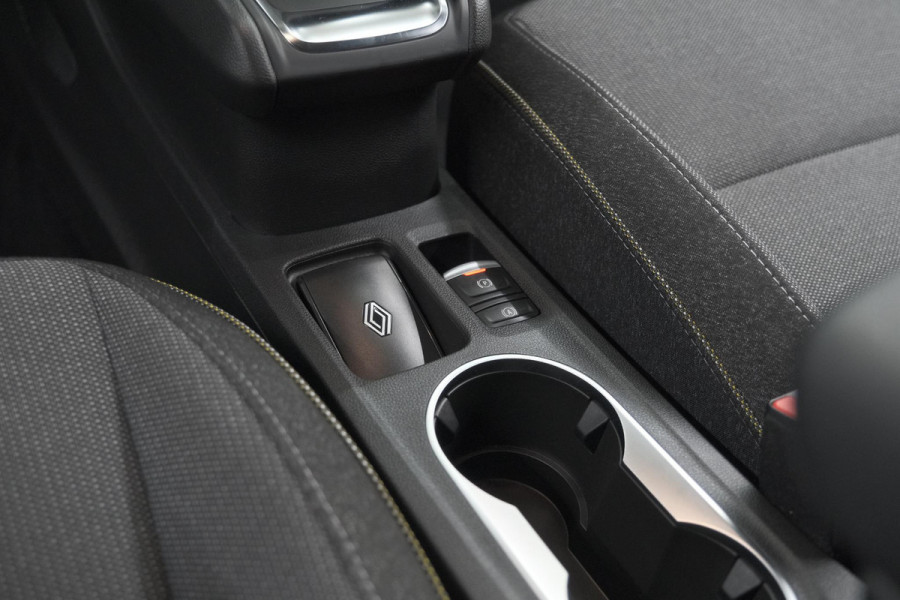 Renault Captur Mild Hybrid 160 EDC Techno | Camera | Navigatie | Apple Carplay | Pack Full Screen