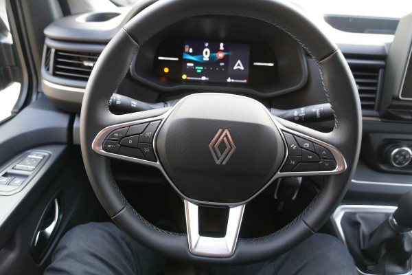 Renault Trafic 2.0 Bleu dCi EDC 170PK L2H1 Red Edition DubbelCabine Automaat Nr. V025 |  Climate | Navi | Camera | Schuifdeur L/R