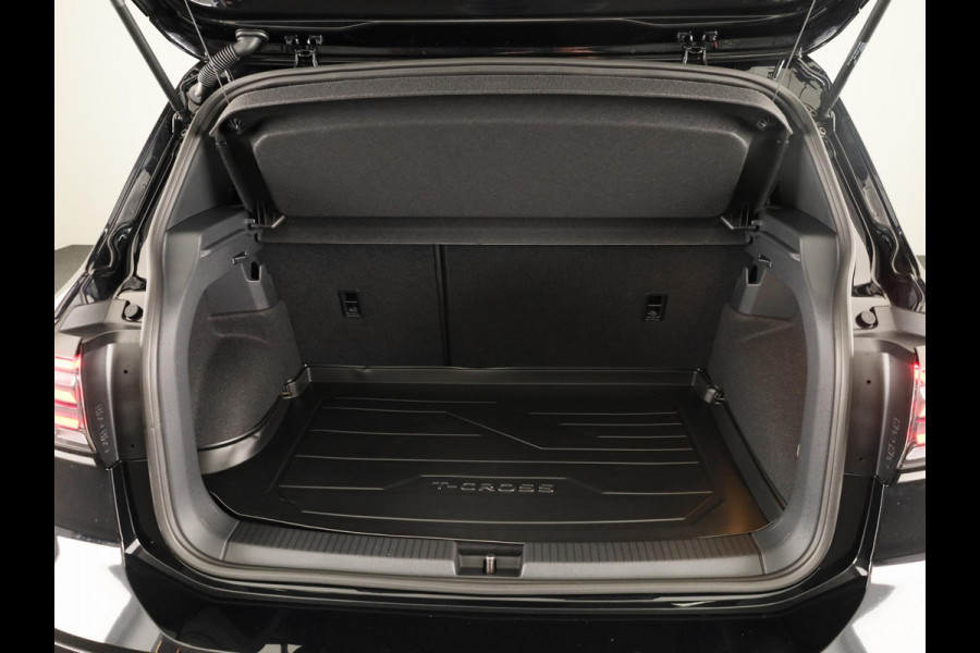 Volkswagen T-Cross R-Line Edition 1.0 TSI 85 kW / 116 PK SUV 7 versn.