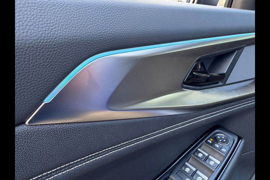 Renault Austral TCe 160 EDC iconic Head up / Elektr bed. stoel / LM velgen / Elektr klep / 360 camera