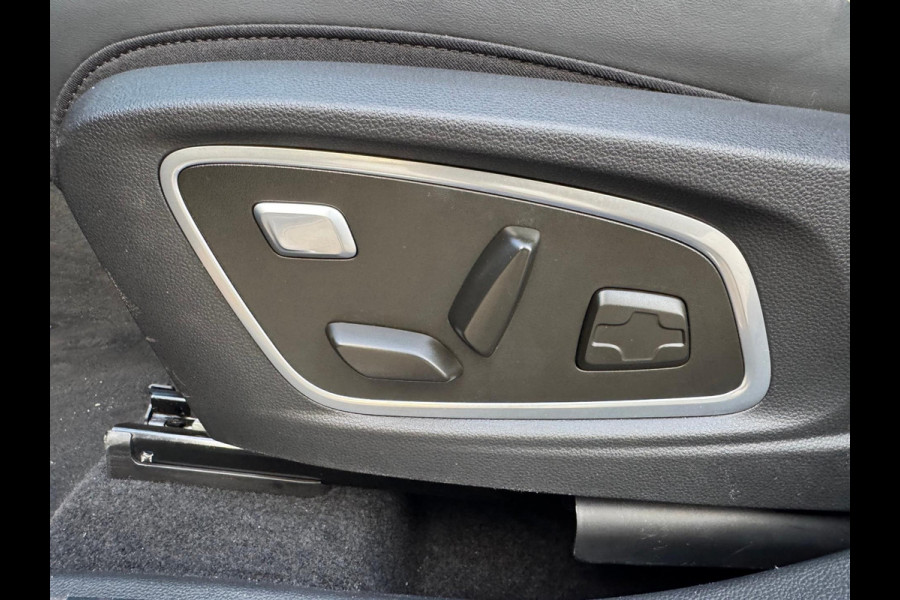 Renault Austral TCe 160 EDC iconic Head up / Elektr bed. stoel / LM velgen / Elektr klep / 360 camera