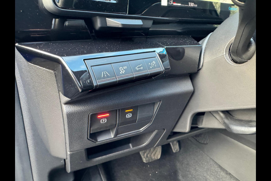 Renault Austral TCe 160 EDC iconic Head up / Elektr bed. stoel / LM velgen / Elektr klep / 360 camera