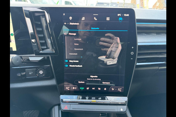 Renault Austral TCe 160 EDC iconic Head up / Elektr bed. stoel / LM velgen / Elektr klep / 360 camera