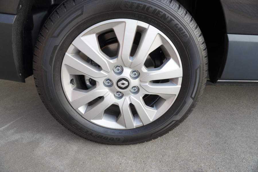 Renault Trafic 2.0 Bleu dCi EDC 170PK L2H1 Extra DubbelCabine Automaat Schuifdeur L/R Nr. V901 |  Climate | Navi | Camera |