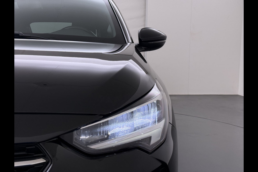 Opel CORSA-E GS Line 50kWh Navi Ecc Stoel+Stuurverwarming Apple Carplay Android Auto Cruise Control Pdc SOH 89% Led Lane Assist Privacy Glas Regen-Lichtsensor Led Keyless Verkeersbord detectie Rijstrooksensor Dealeronderhouden