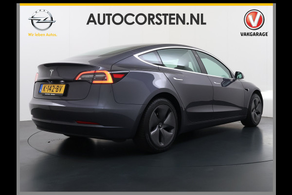 Tesla Model 3 RWD SR plus 325PK SOH 93% LFP Accu Lmv 18" AutoPilot Leder Panoramadak Adaptive-Cruise Camera's Elektr.-Stuur+Stoelen+Spiegels+G Navi LED DAB Voorverwarmen interieur via App Keyless One-Pedal-Drive Origineel Nederlandse auto Fabrieksgarantie op Accu en Motor tot 5-12-2028/160.000km