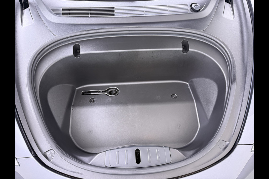 Tesla Model 3 RWD SR plus 325PK SOH 93% LFP Accu Lmv 18" AutoPilot Leder Panoramadak Adaptive-Cruise Camera's Elektr.-Stuur+Stoelen+Spiegels+G Navi LED DAB Voorverwarmen interieur via App Keyless One-Pedal-Drive Origineel Nederlandse auto Fabrieksgarantie op Accu en Motor tot 5-12-2028/160.000km