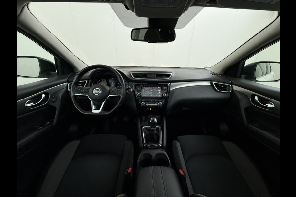 Nissan QASHQAI 1.3T 141PK Panoramadak Trekhaak 360°Camera Apple Carplay Android Auto Navio Ecc DIG-T N-Connecta Cruise control Dab Lmv 18" Bluetooth Led Verkeersbord detectie Regensensor Rijstrooksensor Keyless 1.300KG Trekgewicht Euro 6
