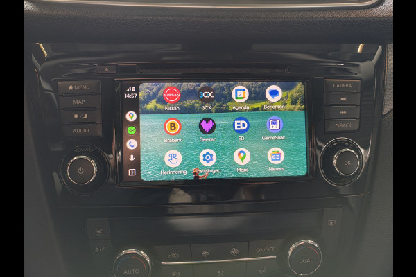 Nissan QASHQAI 1.3T 141PK Panoramadak Trekhaak 360°Camera Apple Carplay Android Auto Navio Ecc DIG-T N-Connecta Cruise control Dab Lmv 18" Bluetooth Led Verkeersbord detectie Regensensor Rijstrooksensor Keyless 1.300KG Trekgewicht Euro 6