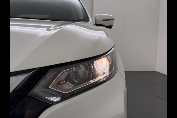 Nissan QASHQAI 1.3T 141PK Panoramadak Trekhaak 360°Camera Apple Carplay Android Auto Navio Ecc DIG-T N-Connecta Cruise control Dab Lmv 18" Bluetooth Led Verkeersbord detectie Regensensor Rijstrooksensor Keyless 1.300KG Trekgewicht Euro 6
