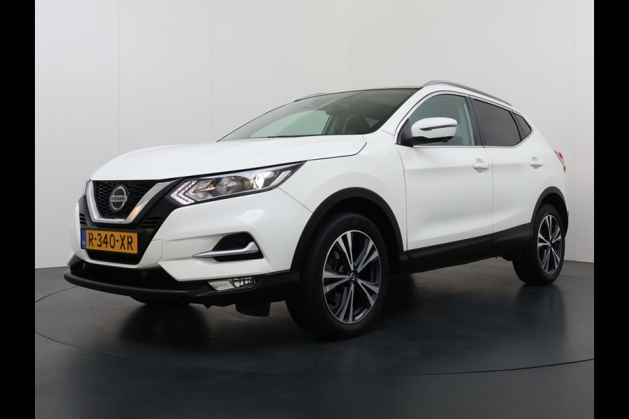 Nissan QASHQAI 1.3T 141PK Panoramadak Trekhaak 360°Camera Apple Carplay Android Auto Navio Ecc DIG-T N-Connecta Cruise control Dab Lmv 18" Bluetooth Led Verkeersbord detectie Regensensor Rijstrooksensor Keyless 1.300KG Trekgewicht Euro 6