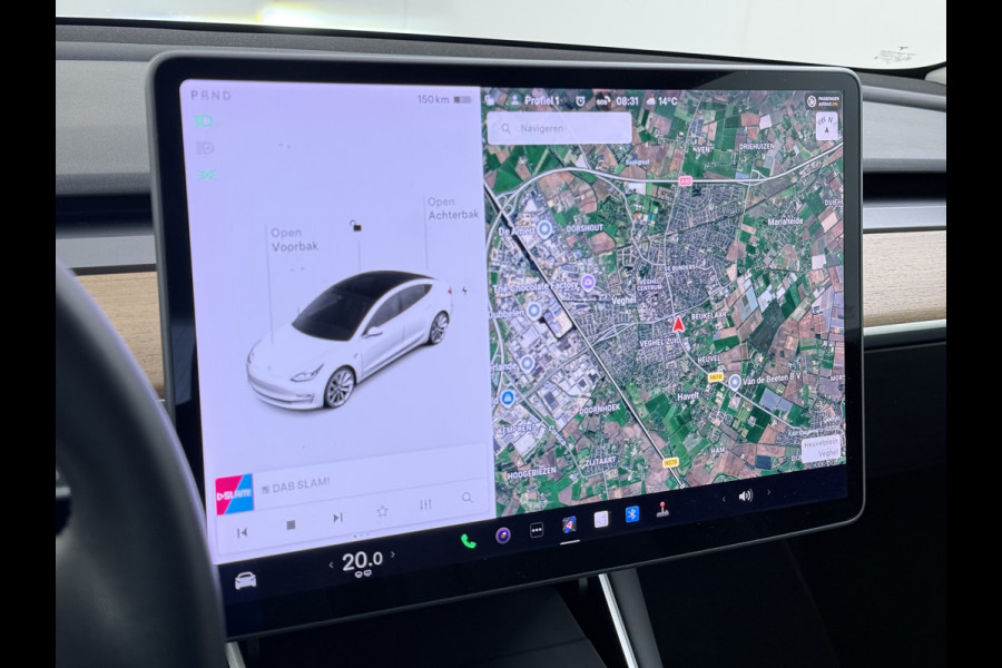 Tesla Model 3 RWD SR plus 325PK SOH 90% LFP Accu Lmv 19" AutoPilot Leder Panoramadak Adaptive-Cruise Camera's Elektr.-Stuur+Stoelen+Spiegels+G Navi LED DAB Voorverwarmen interieur via App Keyless One-Pedal-Drive 1e Eigenaar Origineel Nederlandse Auto Fabrieksgarantie op motor en accu tot 05-12-2028/160.000km