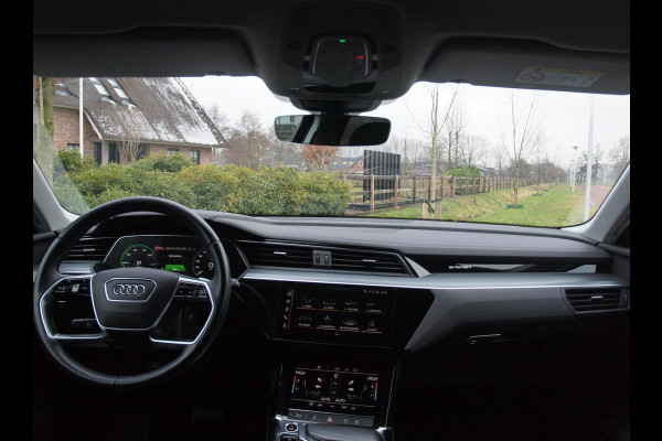 Audi e-tron 55 quattro edition 95 kWh | SOH 92% | Cruise Control | Parkeersensoren | DAB | Virtual Cockpit |