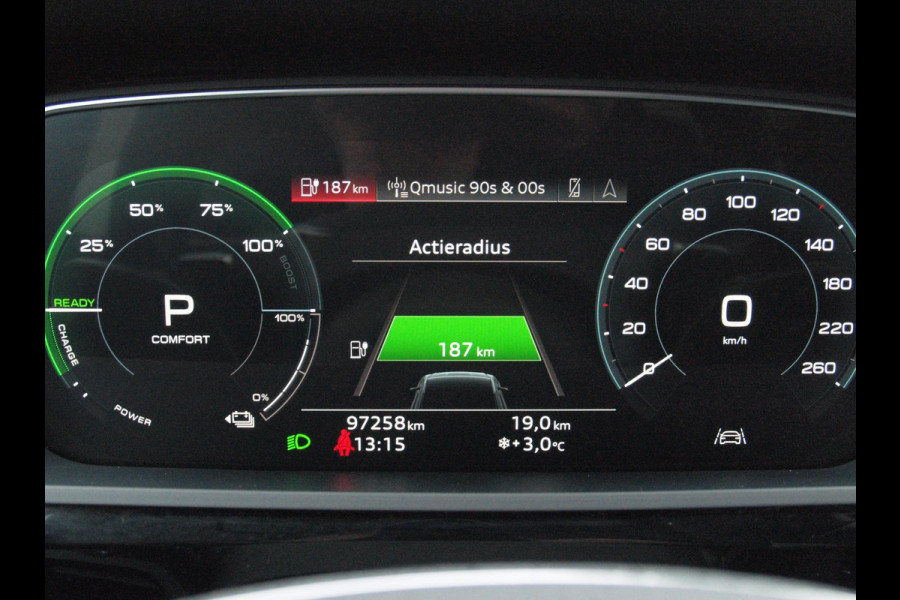 Audi e-tron 55 quattro edition 95 kWh | SOH 92% | Cruise Control | Parkeersensoren | DAB | Virtual Cockpit |