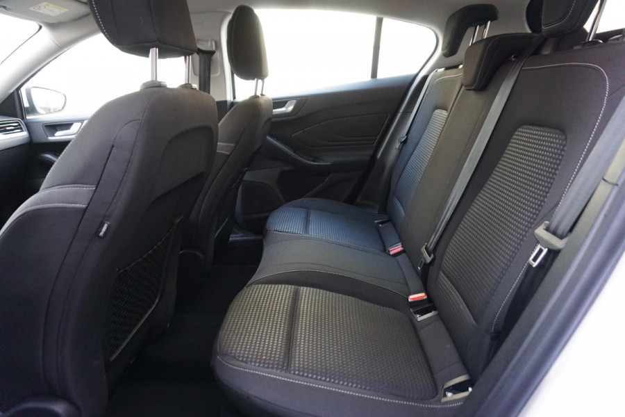 Ford Focus 1.0 EcoB.125PK Business/WinterPack/Camera/1e Eig./ November 2021