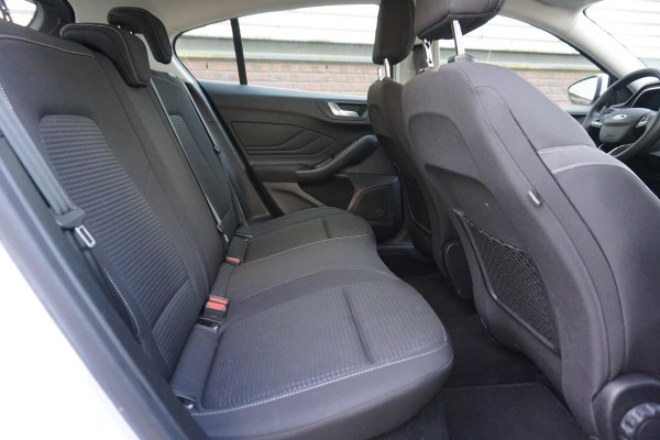 Ford Focus 1.0 EcoB.125PK Business/WinterPack/Camera/1e Eig./ November 2021