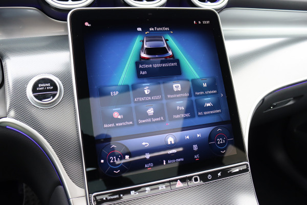 Mercedes-Benz GLC 300e 4MATIC AMG Line | Distronic | Panoramadak | Trekhaak | Memory | Burmester | Verwarmd Stuurwiel | Digital Light | Surround Camera | Keyless Go | Dodehoekassistent |