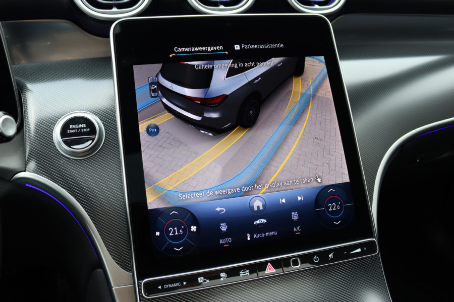 Mercedes-Benz GLC 300e 4MATIC AMG Line | Distronic | Panoramadak | Trekhaak | Memory | Burmester | Verwarmd Stuurwiel | Digital Light | Surround Camera | Keyless Go | Dodehoekassistent |