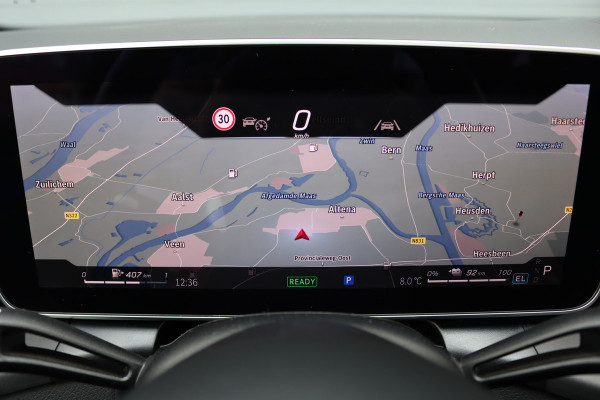 Mercedes-Benz GLC 300e 4MATIC AMG Line | Distronic | Panoramadak | Trekhaak | Memory | Burmester | Verwarmd Stuurwiel | Digital Light | Surround Camera | Keyless Go | Dodehoekassistent |