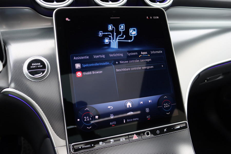 Mercedes-Benz GLC 300e 4MATIC AMG Line | Distronic | Panoramadak | Trekhaak | Memory | Burmester | Verwarmd Stuurwiel | Digital Light | Surround Camera | Keyless Go | Dodehoekassistent |