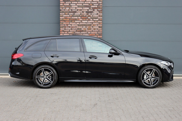 Mercedes-Benz C-Klasse Estate 300 e AMG Line | Distronic+ | Panoramadak | Memory | Stoelverwarming/-ventilatie | Verwarmd Stuurwiel | HUD | Leder | Digital Light | Surround Camera |