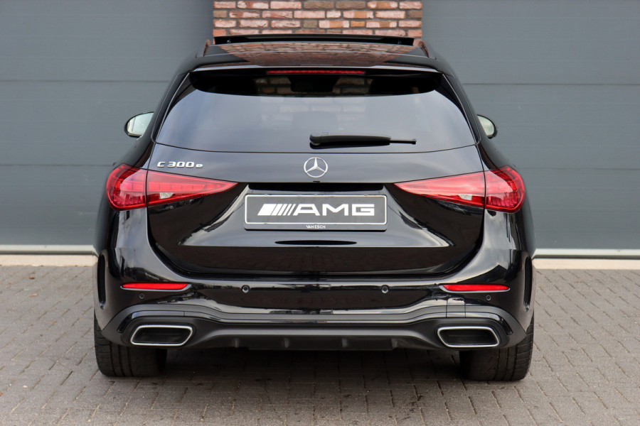Mercedes-Benz C-Klasse Estate 300 e AMG Line | Distronic+ | Panoramadak | Memory | Stoelverwarming/-ventilatie | Verwarmd Stuurwiel | HUD | Leder | Digital Light | Surround Camera |