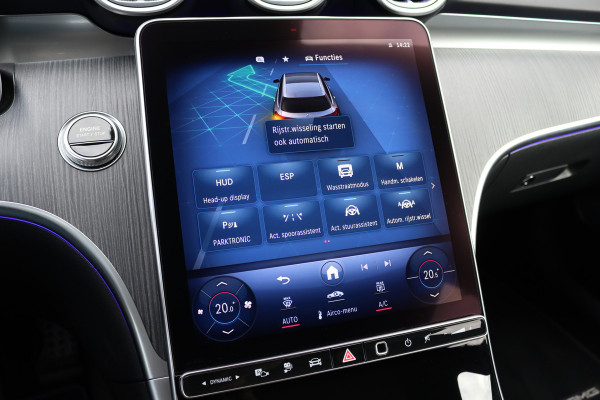 Mercedes-Benz C-Klasse Estate 300 e AMG Line | Distronic+ | Panoramadak | Memory | Stoelverwarming/-ventilatie | Verwarmd Stuurwiel | HUD | Leder | Digital Light | Surround Camera |