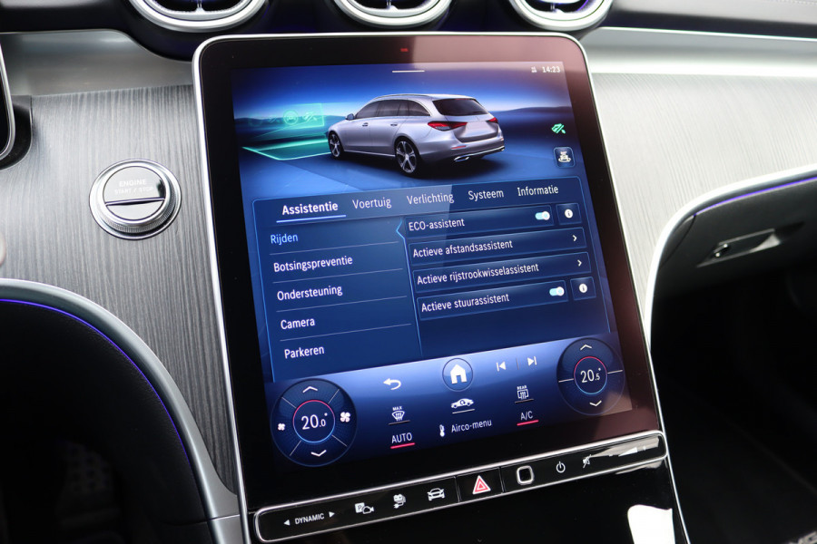 Mercedes-Benz C-Klasse Estate 300 e AMG Line | Distronic+ | Panoramadak | Memory | Stoelverwarming/-ventilatie | Verwarmd Stuurwiel | HUD | Leder | Digital Light | Surround Camera |