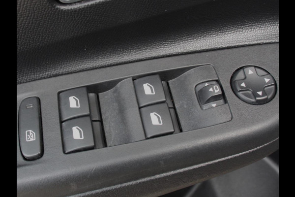 Opel Corsa 1.2 GS Line 131pk Aut. Navigatie Apple Carplay/Android Auto Camera Parkeersensoren Cruise Control Stoelverwarming Getinte ramen Airco Prijs Incl. BOVAG Garantie