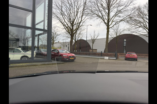 Volkswagen Tiguan 1.4 TSI eHybrid Active PHEV 245PK COMPLEET!| HUD HEAD-UP DISPLAY | PANODAK | ELEKTRISCHE TREKHAAK | 360 CAMERA | VIRTUAL DISPLAY |WINTERPACK STUUR + STOELVERWARMING | DEALER ONDERHOUDEN |