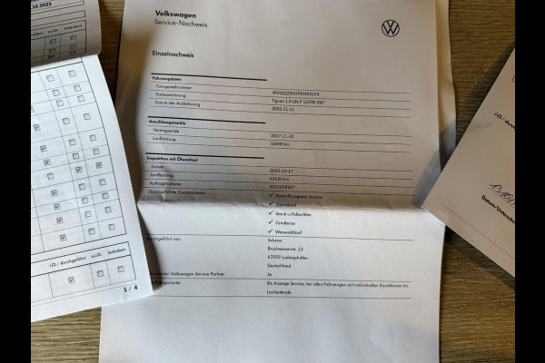 Volkswagen Tiguan 1.4 TSI eHybrid Active PHEV 245PK COMPLEET!| HUD HEAD-UP DISPLAY | PANODAK | ELEKTRISCHE TREKHAAK | 360 CAMERA | VIRTUAL DISPLAY |WINTERPACK STUUR + STOELVERWARMING | DEALER ONDERHOUDEN |