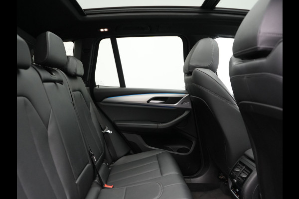 BMW X3 xDrive30e Business Edition Plus Plug In Hybrid 293pk FACELIFT Dealer O.H. PHEV | Trekhaak Af Fabriek | Panodak | 360 Camera | Lederen Sportstoelen Memory & Verwarmd | Sfeerverlichting | Apple Carplay | Keyless | Virtual | Navigatie | DAB | Cruise Control |