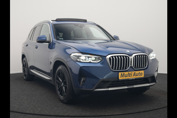 BMW X3 xDrive30e Business Edition Plus Plug In Hybrid 293pk FACELIFT Dealer O.H. PHEV | Trekhaak Af Fabriek | Panodak | 360 Camera | Lederen Sportstoelen Memory & Verwarmd | Sfeerverlichting | Apple Carplay | Keyless | Virtual | Navigatie | DAB | Cruise Control |