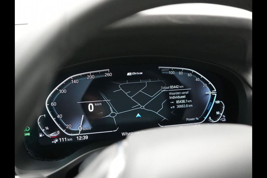 BMW X3 xDrive30e Business Edition Plus Plug In Hybrid 293pk FACELIFT Dealer O.H. PHEV | Trekhaak Af Fabriek | Panodak | 360 Camera | Lederen Sportstoelen Memory & Verwarmd | Sfeerverlichting | Apple Carplay | Keyless | Virtual | Navigatie | DAB | Cruise Control |