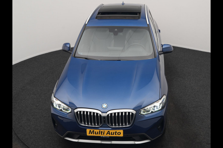 BMW X3 xDrive30e Business Edition Plus Plug In Hybrid 293pk FACELIFT Dealer O.H. PHEV | Trekhaak Af Fabriek | Panodak | 360 Camera | Lederen Sportstoelen Memory & Verwarmd | Sfeerverlichting | Apple Carplay | Keyless | Virtual | Navigatie | DAB | Cruise Control |