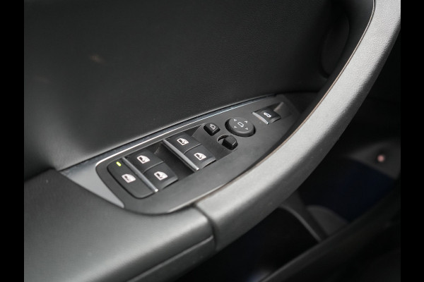 BMW X3 xDrive30e Business Edition Plus Plug In Hybrid 293pk FACELIFT Dealer O.H. PHEV | Trekhaak Af Fabriek | Panodak | 360 Camera | Lederen Sportstoelen Memory & Verwarmd | Sfeerverlichting | Apple Carplay | Keyless | Virtual | Navigatie | DAB | Cruise Control |