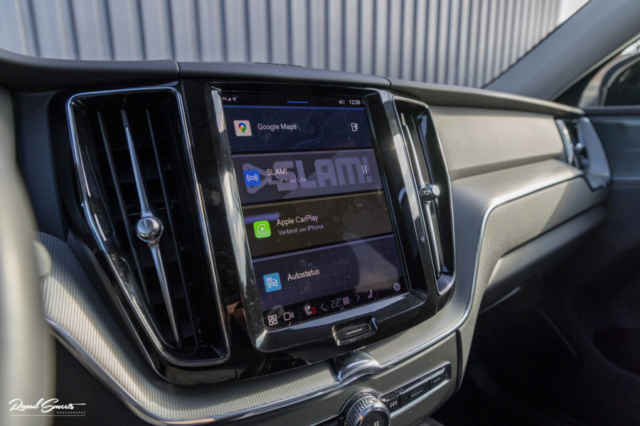 Volvo XC60 2.0 T6 Plug-in hybrid AWD Plus Dark | Long Range | Panorama dak | Zwenkbare trekhaak | Harman Kardon | Memory |