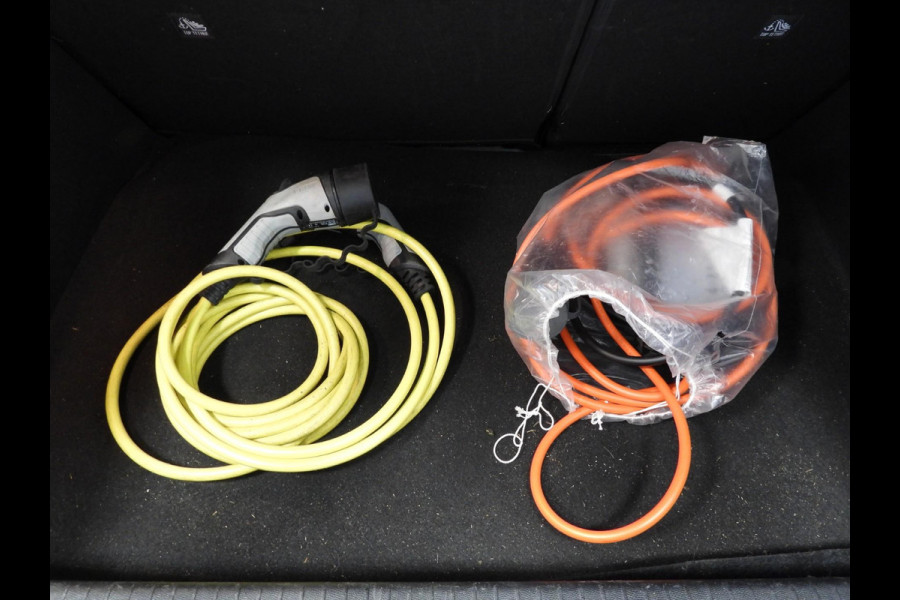 Opel CORSA-E Elegance 50 kWh NAVI/CAMERA/CLIMA/LED/16"LMV!