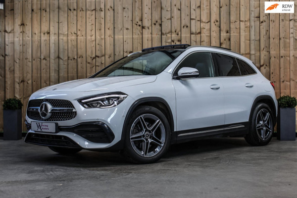 Mercedes-Benz GLA 250 4MATIC AMG Line *Pano*Camera*Sfeerverlichting*Carplay*