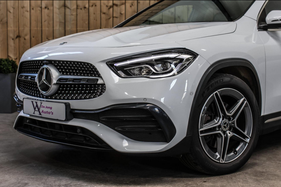 Mercedes-Benz GLA 250 4MATIC AMG Line *Pano*Camera*Sfeerverlichting*Carplay*